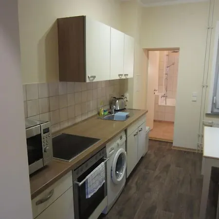 Michas 1 Naehe Zentrum *