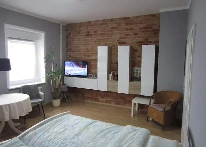 Michas 1 Naehe Zentrum *