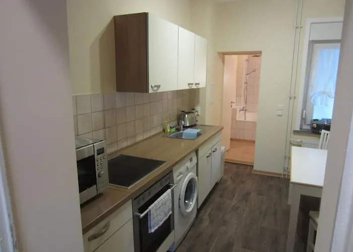 Michas 1 Naehe Zentrum *